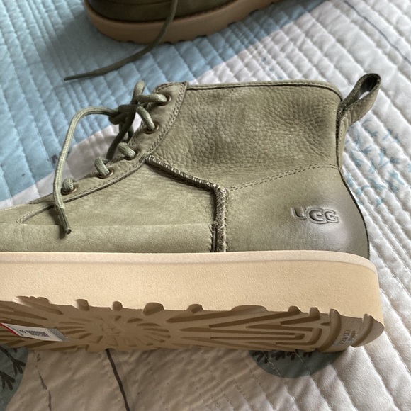 UGG leather boots - Picture 4 of 8